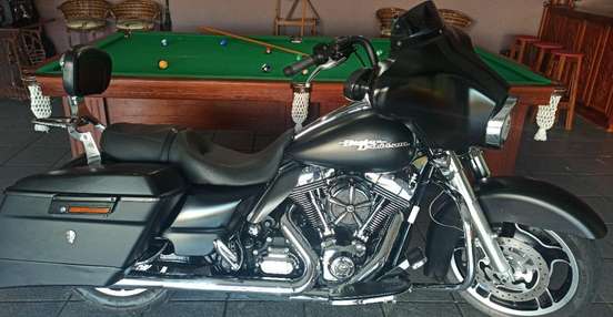 HARLEY-DAVIDSON-STREET GLIDE-2012