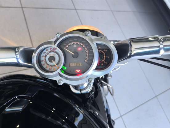 HARLEY-DAVIDSON-V-ROD 10TH ANNIVERSARY EDITION HARLEY-DAVIDSON-V-ROD 10TH ANNIVERSARY EDITION-2012