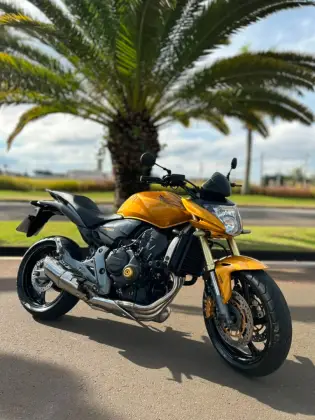 HONDA CB 600F HORNET HONDA CB 600F HORNET