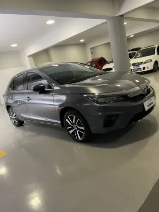 HONDA CITY 1.5 i-VTEC FLEX HATCH TOURING CVT HONDA CITY 1.5 i-VTEC FLEX HATCH TOURING CVT