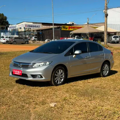 HONDA CIVIC 1.8 LXS 16V FLEX 4P AUTOMÁTICO HONDA CIVIC 1.8 LXS 16V FLEX 4P AUTOMÁTICO
