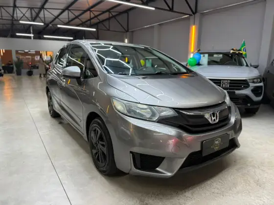 HONDA FIT 1.5 LX 16V FLEX 4P AUTOMÁTICO HONDA FIT 1.5 LX 16V FLEX 4P AUTOMÁTICO