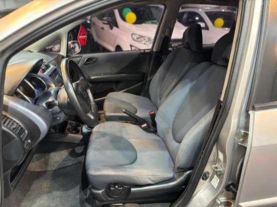 HONDA-FIT-2008