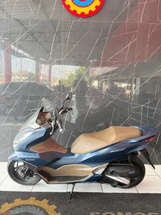HONDA PCX 160 DLX HONDA PCX 160 DLX