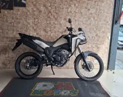 HONDA XRE 300 SAHARA ADVENTURE HONDA XRE 300 SAHARA ADVENTURE