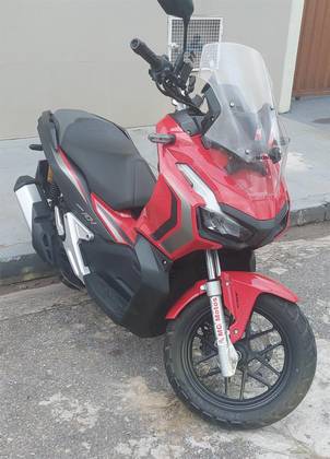 HONDA ADV 