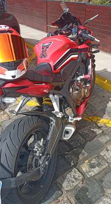 HONDA-CBR 650R ABS-2022