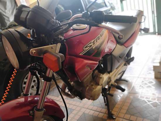HONDA-CBX 200 STRADA HONDA-CBX 200 STRADA-2001