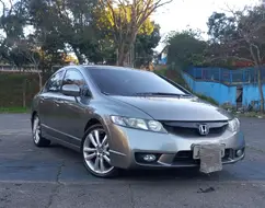 HONDA CIVIC 1.8 LXS 16V FLEX 4P AUTOMÁTICO HONDA CIVIC 1.8 LXS 16V FLEX 4P AUTOMÁTICO