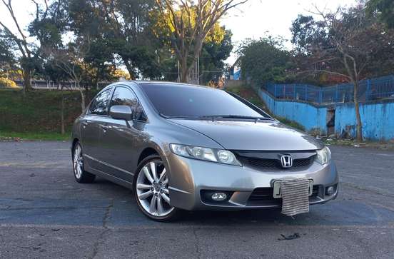 HONDA-CIVIC-2010
