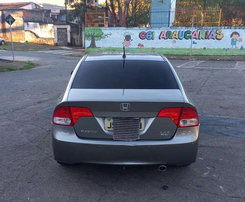 HONDA-CIVIC-2010