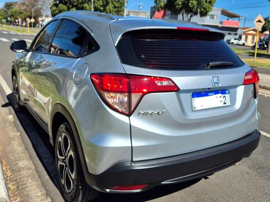 HONDA-HR-V-1.8 16V FLEX EXL 4P AUTOMÁTICO HONDA-HR-V-2015