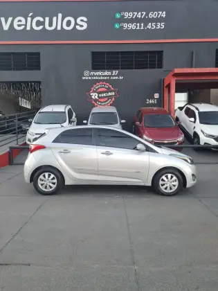 HYUNDAI HB20 1.0 COMFORT PLUS 12V FLEX 4P MANUAL HYUNDAI HB20 1.0 COMFORT PLUS 12V FLEX 4P MANUAL