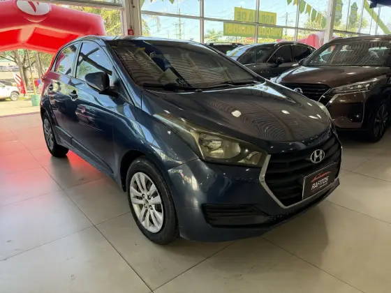 HYUNDAI HB20 1.6 COMFORT PLUS 16V FLEX 4P MANUAL HYUNDAI HB20 1.6 COMFORT PLUS 16V FLEX 4P MANUAL
