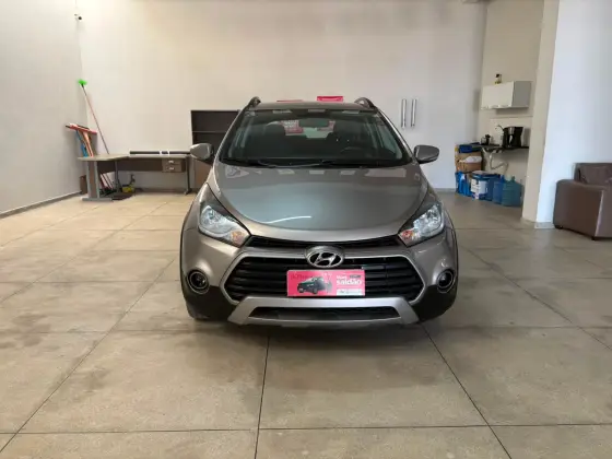 HYUNDAI HB20X 1.6 16V STYLE FLEX 4P AUTOMÁTICO