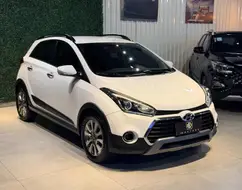 HYUNDAI HB20X 1.6 16V PREMIUM FLEX 4P AUTOMÁTICO HYUNDAI HB20X 1.6 16V PREMIUM FLEX 4P AUTOMÁTICO