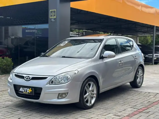HYUNDAI I30 2.0 MPFI GLS 16V GASOLINA 4P AUTOMÁTICO HYUNDAI I30 2.0 MPFI GLS 16V GASOLINA 4P AUTOMÁTICO