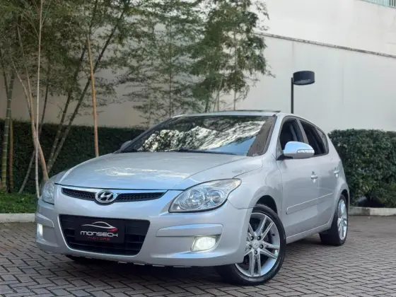 HYUNDAI I30 2.0 MPI 16V GASOLINA 4P AUTOMÁTICO HYUNDAI I30 2.0 MPI 16V GASOLINA 4P AUTOMÁTICO