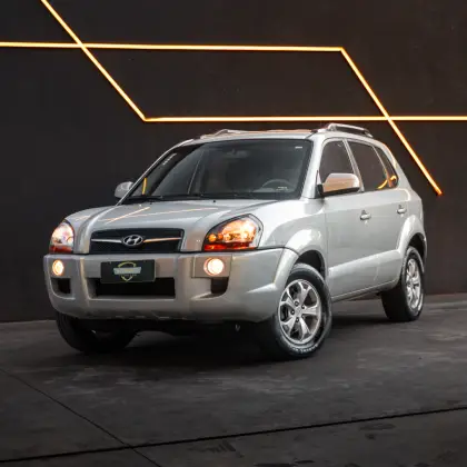 HYUNDAI TUCSON 2.0 MPFI GLS 16V 143CV 2WD FLEX 4P AUTOMÁTICO HYUNDAI TUCSON 2.0 MPFI GLS 16V 143CV 2WD FLEX 4P AUTOMÁTICO