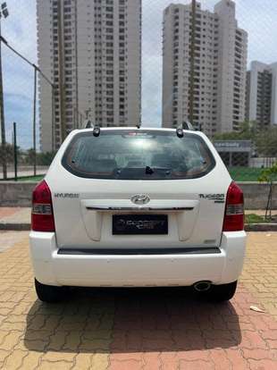 HYUNDAI-TUCSON-2.0 MPFI GLS 16V 143CV 2WD FLEX 4P AUTOMÁTICO HYUNDAI-TUCSON-2015