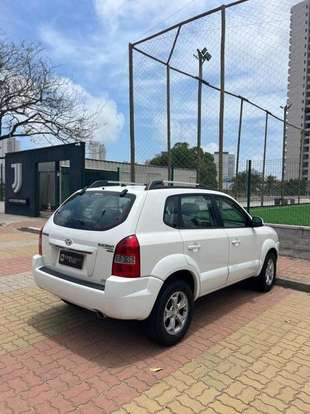 HYUNDAI-TUCSON-2.0 MPFI GLS 16V 143CV 2WD FLEX 4P AUTOMÁTICO HYUNDAI-TUCSON-2015