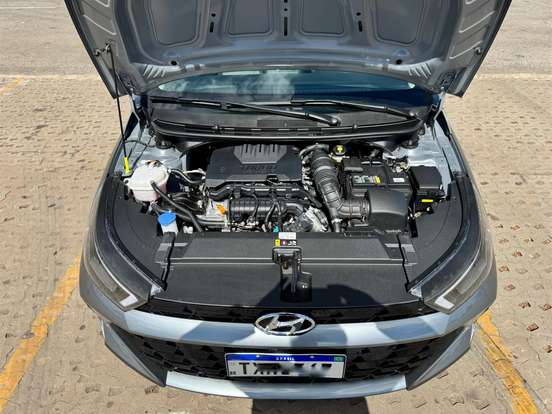 HYUNDAI-HB20-2025