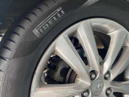 HYUNDAI-IX35-2.0 MPI 4X2 16V FLEX 4P AUTOMÁTICO HYUNDAI-IX35-2013