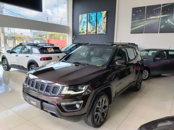 JEEP COMPASS 2.0 16V DIESEL S 4X4 AUTOMÁTICO JEEP COMPASS 2.0 16V DIESEL S 4X4 AUTOMÁTICO