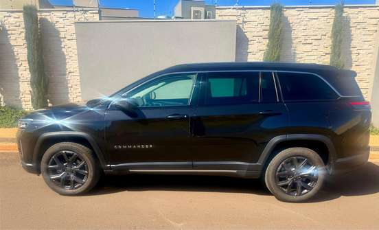 JEEP-COMMANDER-2025