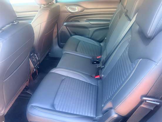 JEEP-COMMANDER-1.3 T270 TURBO FLEX LONGITUDE AT6 JEEP-COMMANDER-2025