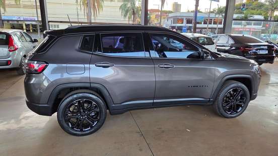 JEEP-COMPASS-2022