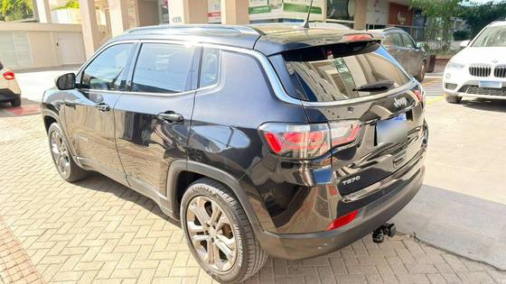 JEEP COMPASS 1.3 T270 TURBO FLEX LONGITUDE AT6