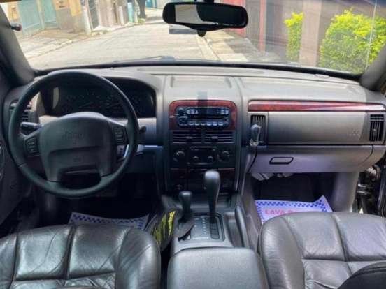 JEEP-GRAND CHEROKEE-4.7 LIMITED QUADRA DRIVE 4X4 V8 16V GASOLINA 4P AUTOMÁTICO JEEP-GRAND CHEROKEE-2000
