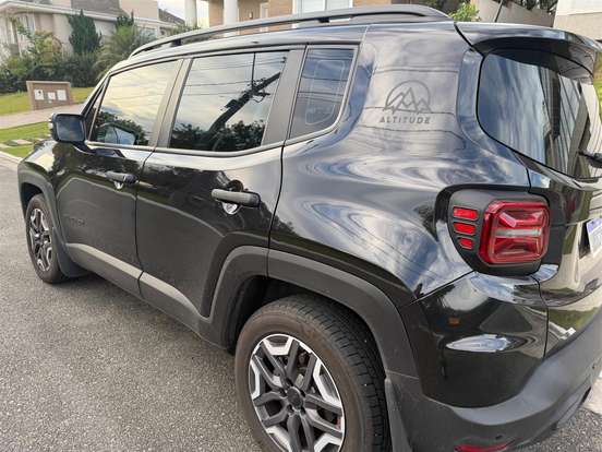 JEEP-RENEGADE-2025