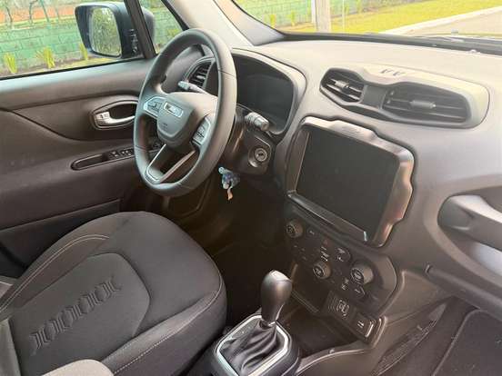 JEEP-RENEGADE-2025