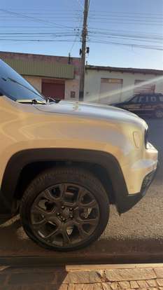 JEEP-RENEGADE-2024