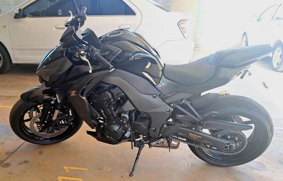 KAWASAKI-Z1100 KAWASAKI-Z1100-2026