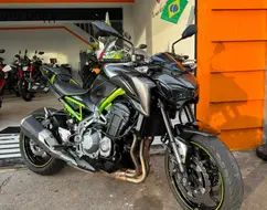 KAWASAKI Z900 KAWASAKI Z900
