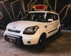 KIA SOUL 1.6 EX 16V FLEX 4P MANUAL KIA SOUL 1.6 EX 16V FLEX 4P MANUAL