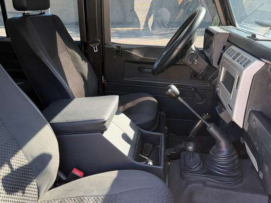LAND ROVER-DEFENDER-2.5 STD 110 4X4 TURBO DIESEL 4P MANUAL LAND ROVER-DEFENDER-2005