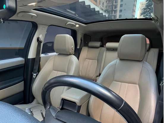 LAND ROVER-DISCOVERY SPORT-2.0 16V SI4 TURBO FLEX HSE 4P AUTOMÁTICO LAND ROVER-DISCOVERY SPORT-2019