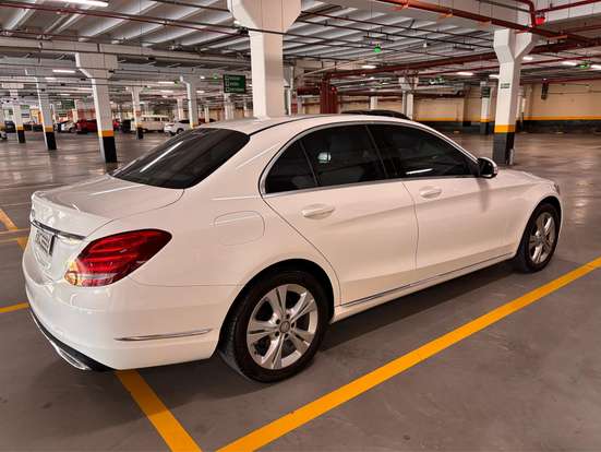 MERCEDES-BENZ-C 180-1.6 CGI EXCLUSIVE 16V TURBO GASOLINA 4P AUTOMÁTICO MERCEDES-BENZ-C 180-2015