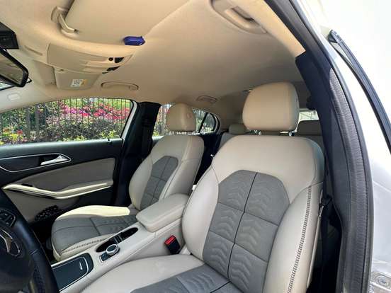 MERCEDES-BENZ-GLA 200-2019