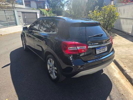 MERCEDES-BENZ-GLA 200-2016