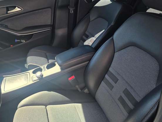 MERCEDES-BENZ-GLA 200-1.6 CGI STYLE 16V TURBO FLEX 4P AUTOMÁTICO MERCEDES-BENZ-GLA 200-2016