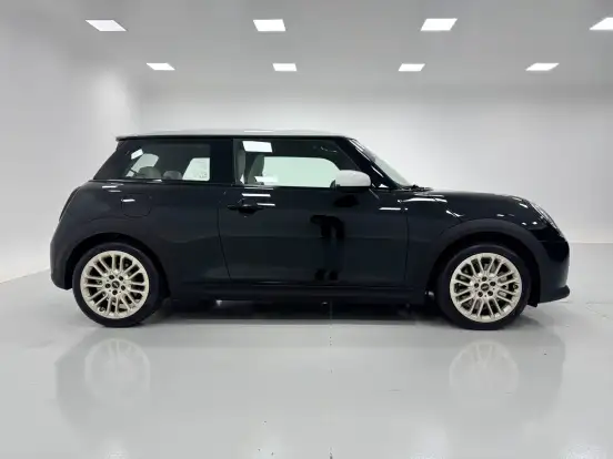 MINI-COOPER-2025