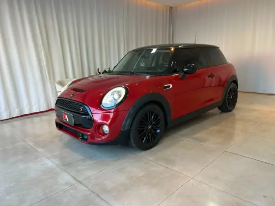 MINI COOPER 2.0 JOHN COOPER WORKS 16V TURBO GASOLINA 2P AUTOMATICO MINI COOPER 2.0 JOHN COOPER WORKS 16V TURBO GASOLINA 2P AUTOMATICO