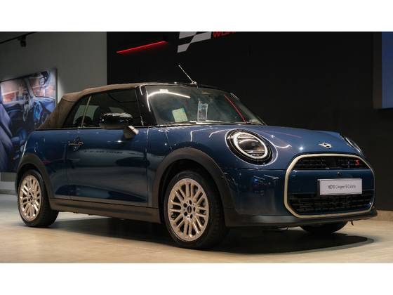 MINI COOPER 2.0 16V TWINPOWER GASOLINA S CABRIO STEPTRONIC