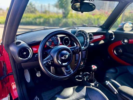 MINI-COOPER-2010