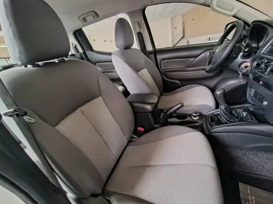 MITSUBISHI-L200 TRITON-2021